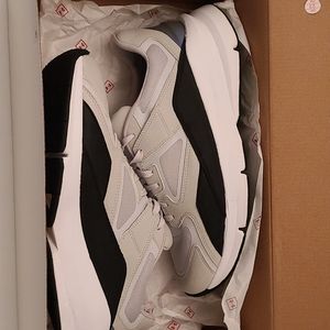 Under Armour Forge 96 Coloshift